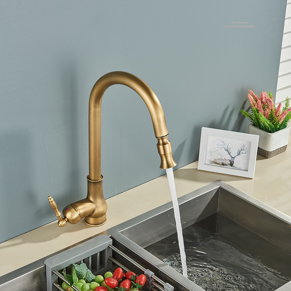 Single Hole antique style gold kitchen faucet with pull down sprayer 