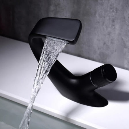 Matte Black Modern Curved single hole deck mounted bathroom faucet 