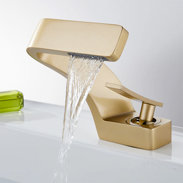 SIngle hole modern curved faucet in brushed gold finish