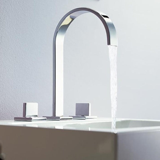 Modern Gooseneck Bathroom Faucet in Chrome