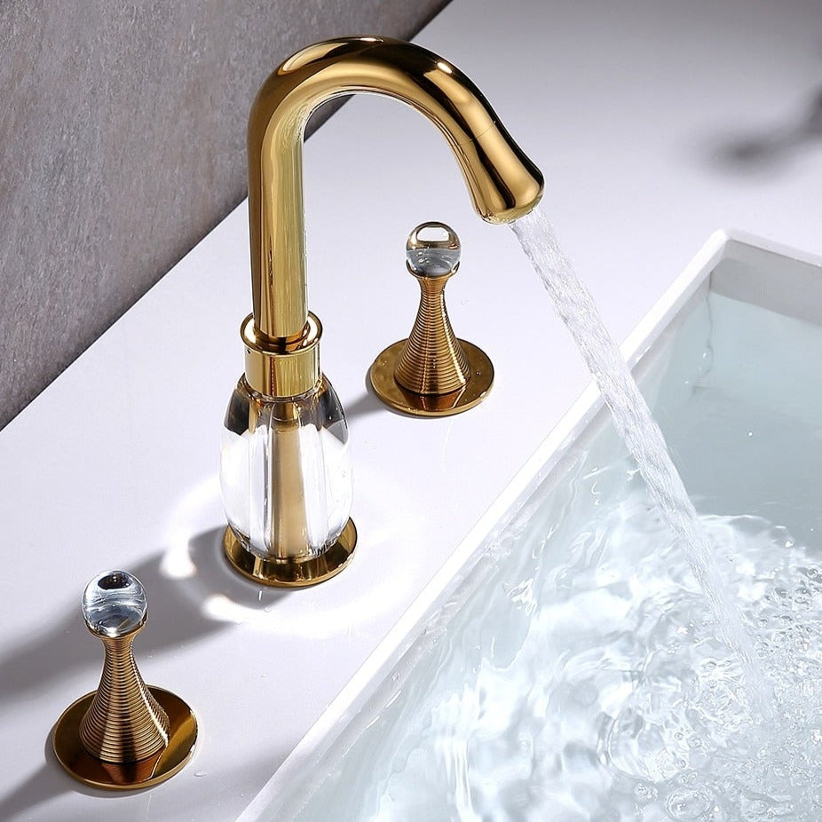 Elegant 8 inch widespread bathroom faucet in gold