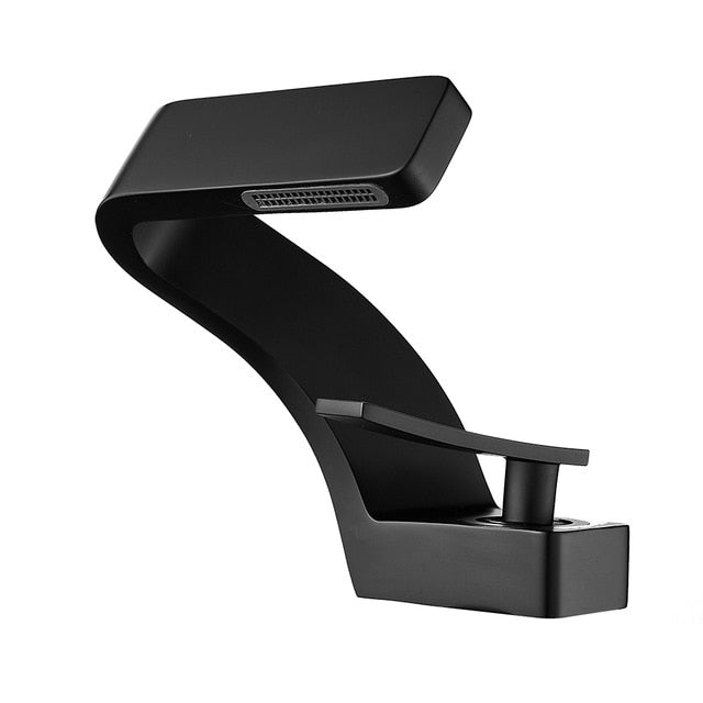 SIngle hole modern curved faucet in matte black finish